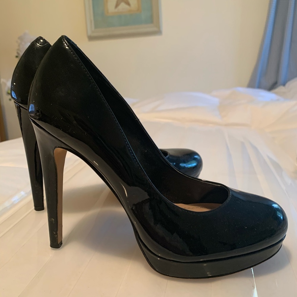 Vince Camuto Black Patent Leather Platform Pump